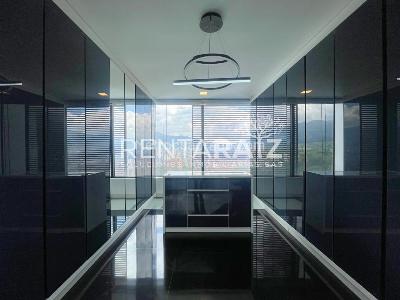 Apartamento de 2 alcobas en venta en El Poblado La Superior, Medellín, 284 m² · foto 4 de 18
