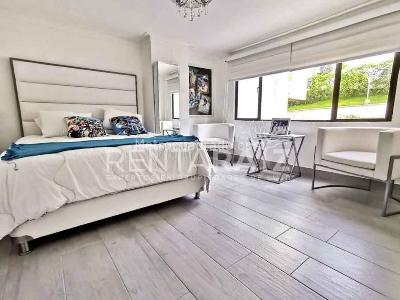 Apartamento de 3 alcobas en venta en El Poblado, Medellín, 256 m² · foto 12 de 20