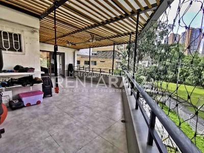 Apartamento de 3 alcobas en venta en El Poblado, Medellín, 256 m² · foto 8 de 20