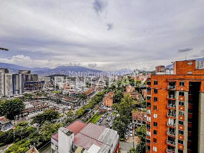 Apartamento de 3 alcobas en venta en Castropol, Medellín, 105 m² · foto 12 de 20