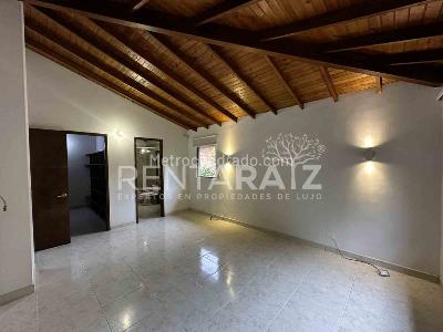 Casa de 3 alcobas en arriendo en Loma Del Esmeraldal, Envigado, 189 m² · foto 12 de 20