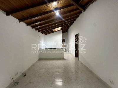 Casa de 3 alcobas en arriendo en Loma Del Esmeraldal, Envigado, 189 m² · foto 17 de 20