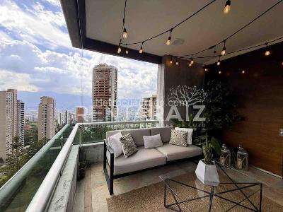 Apartamento de 3 alcobas en venta en Los Balsos, Medellín, 204 m² · foto 20 de 20