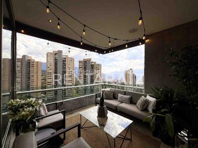 Apartamento de 3 alcobas en venta en Los Balsos, Medellín, 204 m² · foto 2 de 20