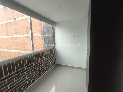 Apartamento en venta en Laureles, Medellín · foto 7 de 17