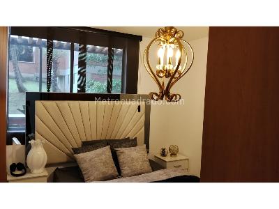 Apartamento de 3 alcobas en venta en Loma De Los Bernal, Medellín, 118 m² · foto 12 de 20