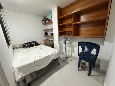 Apartamento en venta en Almeria, Medellín · foto 6 de 13