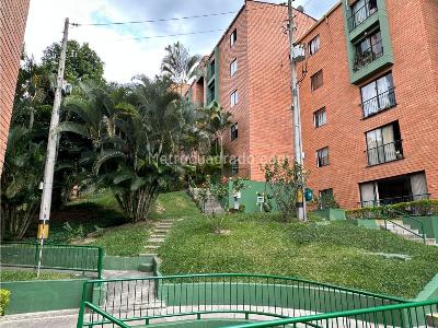 Apartamento en venta en Almeria, Medellín · foto 10 de 13