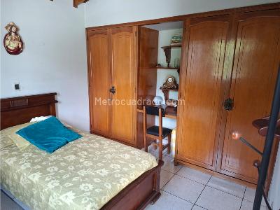 Casa de 5 alcobas en venta en La America, Medellín, 200 m² · foto 10 de 20