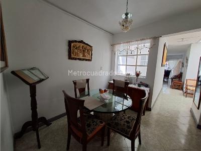 Casa de 5 alcobas en venta en La America, Medellín, 200 m² · foto 12 de 20