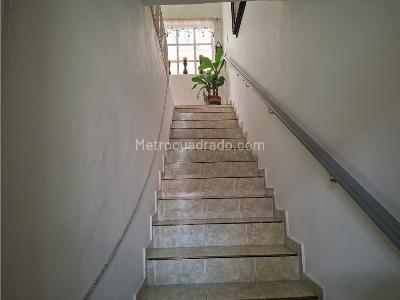Casa de 5 alcobas en venta en La America, Medellín, 200 m² · foto 13 de 20