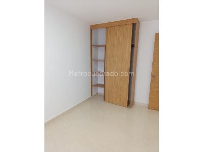 Apartamento de 3 alcobas en venta en Malta, Itagüí, 75 m² · foto 6 de 14
