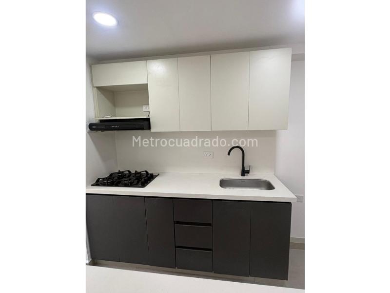 Piso – Bello - Vista 2