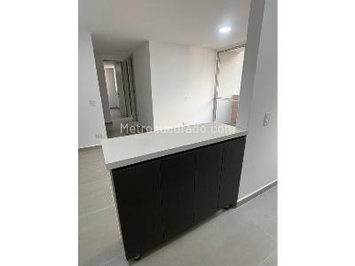 Apartamento de 3 alcobas en venta en Niquia, Bello, 56 m² · foto 4 de 20