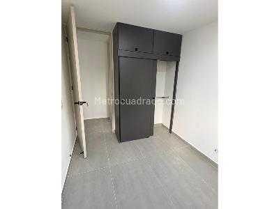 Apartamento de 3 alcobas en venta en Niquia, Bello, 56 m² · foto 10 de 20