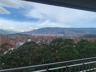 Apartamento en venta en La Castellana, Medellín · foto 4 de 15