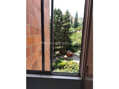 Apartamento de 3 alcobas en venta en Madera, Bello, 58 m² · foto 13 de 19