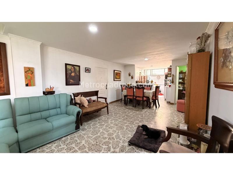 Piso – Medellín - Vista 2