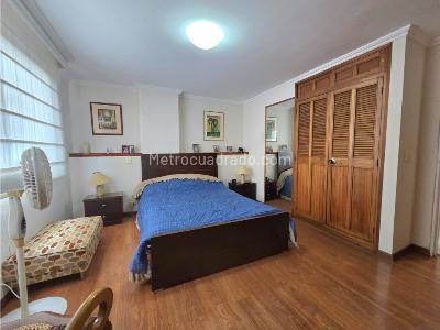 Apartamento de 4 alcobas en venta en El Poblado, Medellín, 125 m² · foto 10 de 19