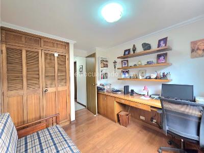 Apartamento de 4 alcobas en venta en El Poblado, Medellín, 125 m² · foto 6 de 19