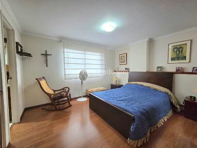 Apartamento de 4 alcobas en venta en El Poblado, Medellín, 125 m² · foto 8 de 19