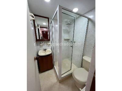 Apartamento en venta en La Almeria, Medellín · foto 4 de 6