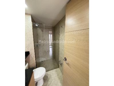 Apartamento de 3 alcobas en venta en Loma De Los Bernal, Medellín, 80 m² · foto 17 de 17