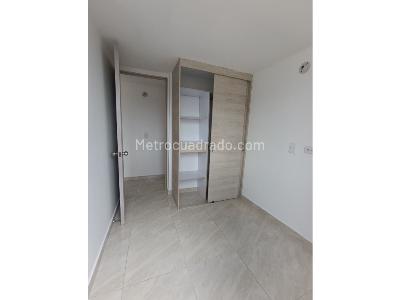 Apartamento de 3 alcobas en venta en El Trapiche, Bello, 55 m² · foto 6 de 14