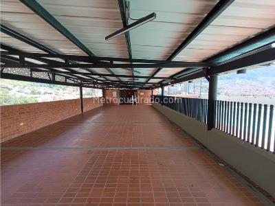 Apartamento de 3 alcobas en venta en El Trapiche, Bello, 55 m² · foto 13 de 14