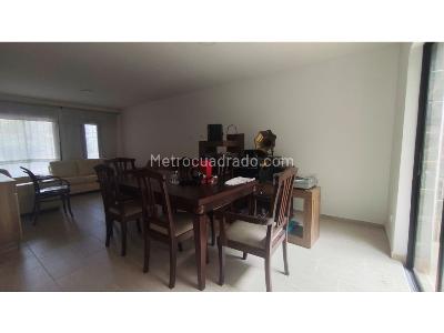 Casa de 4 alcobas en venta en Estadio, Medellín, 143 m² · foto 4 de 14