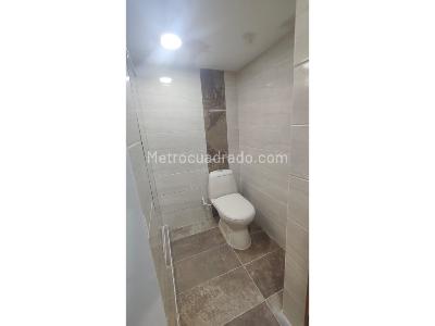 Casa de 4 alcobas en venta en Estadio, Medellín, 143 m² · foto 14 de 14