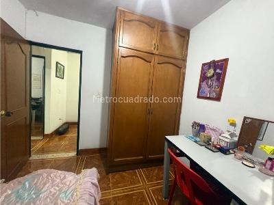 Casa de 3 alcobas en venta en Barrio Nuevo, Bello, 60 m² · foto 4 de 20