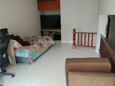 Casa de 5 alcobas en venta en Belen Miravalle, Medellín, 197 m² · foto 17 de 20