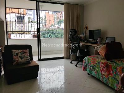 Casa de 5 alcobas en venta en Belen Miravalle, Medellín, 197 m² · foto 18 de 20