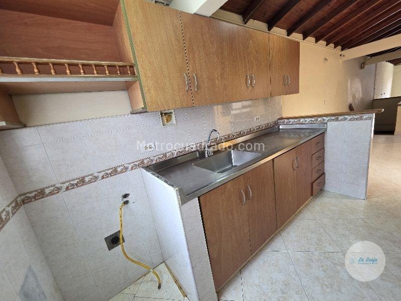 Apartamento en Arriendo, Niquia, Bello - 2