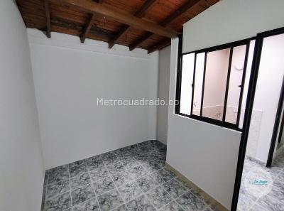Apartamento de 3 alcobas en venta en Gran Avenida, Bello, 53 m² · foto 10 de 14