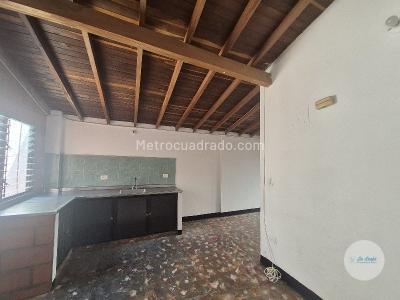 Apartamento de 3 alcobas en arriendo en La Cumbre, Bello, 58 m² · foto 2 de 18