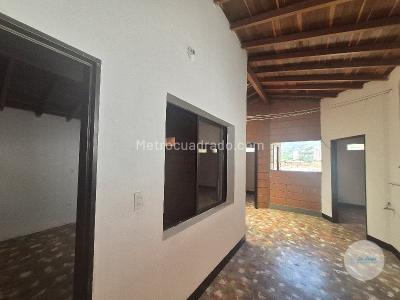 Apartamento de 3 alcobas en arriendo en La Cumbre, Bello, 58 m² · foto 8 de 18