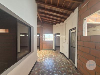 Apartamento de 3 alcobas en arriendo en La Cumbre, Bello, 58 m² · foto 9 de 18