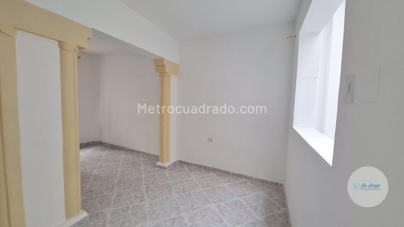 5BR House-Store for Rent in La Amúrica - 2
