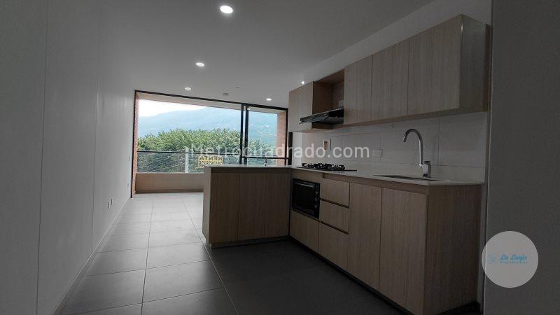 Modern 2BR Apartment for Rent in Envigado (Colina Campestre) - 4