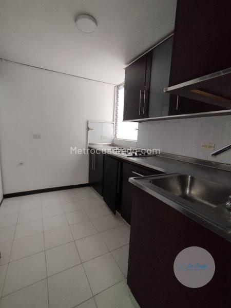 Apartamento Cómodo de 2 Alcobas en Loma del Indio - 3