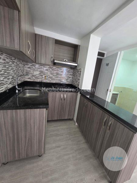 Apartamento de 3 Alcobas en Arriendo en Robledo (Piso 5, 54 m²)