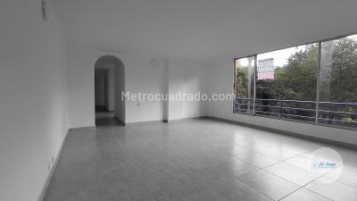 Apartamento de 3 alcobas en arriendo en El Poblado, Medellín, 100 m² · foto 4 de 20