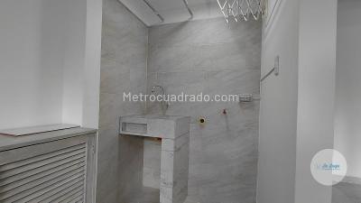 Apartamento de 3 alcobas en arriendo en El Poblado, Medellín, 100 m² · foto 13 de 20