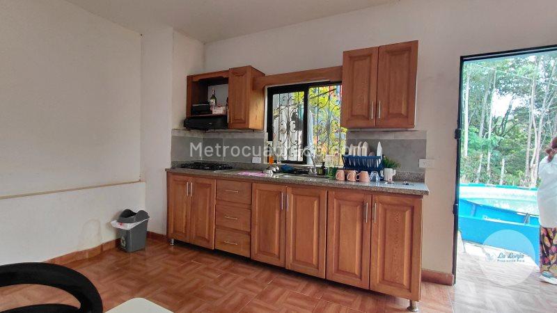 2BR Apartment in Rionegro (69 m²) - 2