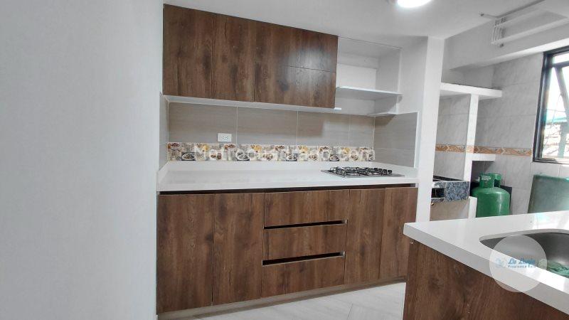 Apartamento de 2 Alcobas en Arriendo en Centro de Medellín (75 m²) - 2