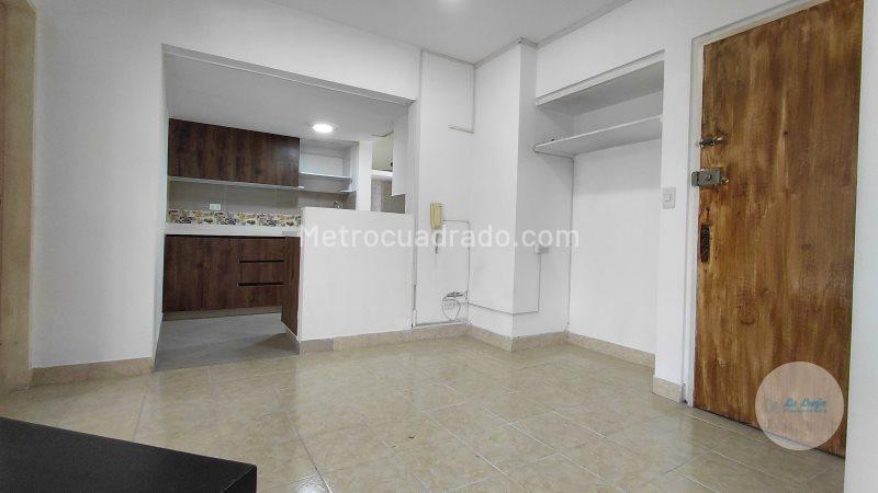 Apartamento de 2 Alcobas en Arriendo en Centro de Medellín (75 m²) - 5