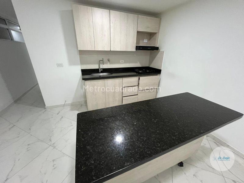 90 m² 3BR Apartment for Rent in Envigado (Mesa) - 2