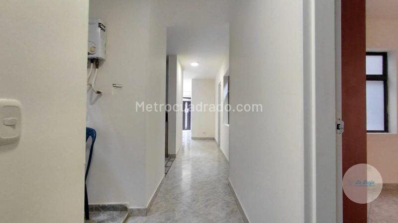 4BR Apartment on 2nd Floor in El Carmelo (No Garage) - 9
